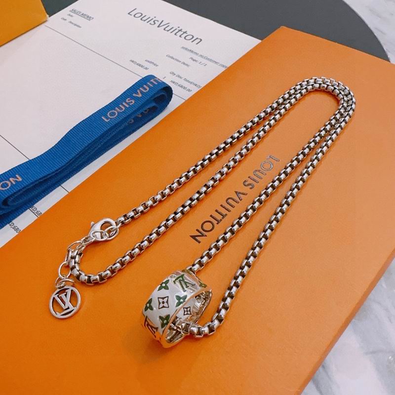LV Necklace 11yxx147